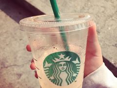 -星巴克(济宁万达广场店)