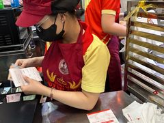 -Bánh Mì Huynh Hoa