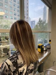 -变画·发型STUDIO