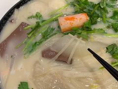 -肥汁米蘭香港米线(长宁来福士店)