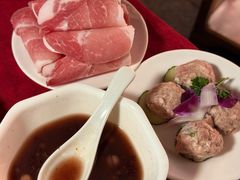 -山城年华老火锅(玉林店)