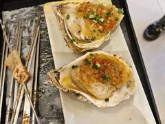 炭烤生蚝-三炮儿烧烤·羊锅·铁锅炖(南京首店)