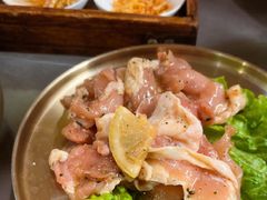 -围炉肉舍•炭烤活鳗•丹东海鲜烤肉(步行街店)