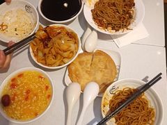 -舌尖尖传统小吃(万达店)