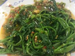 -洪霞餐馆