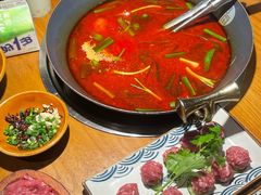 -贵厨酸汤牛肉(小十字店)