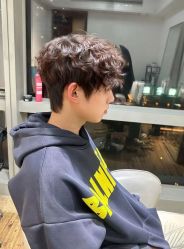 -尤司男士国潮理发馆