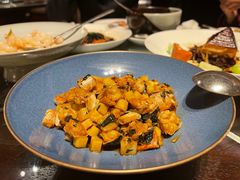 紫苏年糕蟹骨酱-杭州西子湖四季酒店·金沙厅