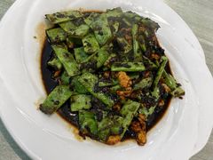 -罗氏豆花饭庄·川菜·土火锅·豆花(卡都花苑店)