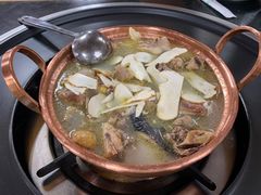-银同牦牛肉火锅