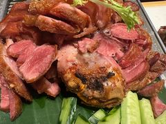 -老滇山寨•云南特色菜•地方菜•民族风情歌舞表演(金碧店)