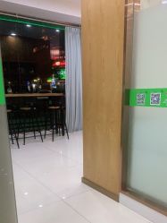 -苗医生专业祛痘·皮肤管理
