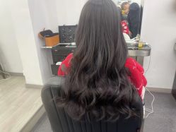 -诗悦发型SALON·圣罗兰店
