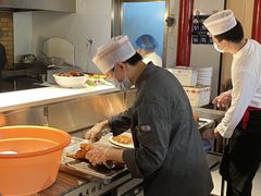 -梅利汴京烤鸭•开封豫菜地标店(东大街店)