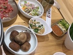-青瓦餐厅·生鱼片·韩园烤肉(西塔店)