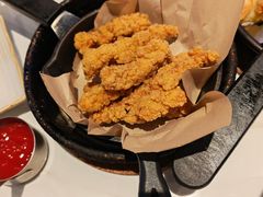 -必胜客(周浦万达店)