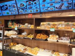 -护国寺小吃店(红莲南路店)