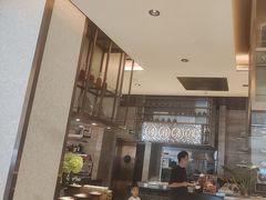-东方红海鲜百汇(国际大厦店)