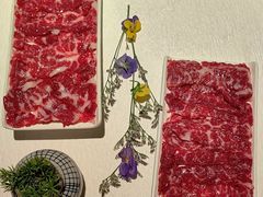 -左庭右院鲜牛肉火锅黑金店(陆家嘴中心店)