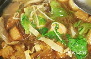Clay Pot Fish Cake and Quail Eggs