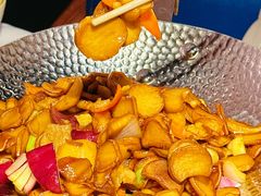 -雀舞云南菜(天津天河城购物中心店)