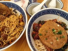 -沪西老弄堂面馆(定西路店)