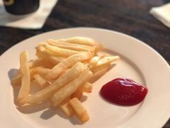 -Geneva日内瓦餐厅(西郊宝成花苑店)