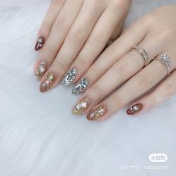 -Pink You美甲洗眉纹绣定制中心