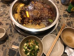 -肖肖酸萝卜鱼火锅(总店)