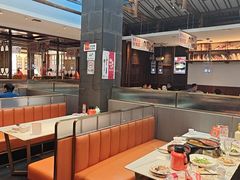 -阿瓦山寨·湘菜现炒·剁椒鱼头王(咸阳总店)