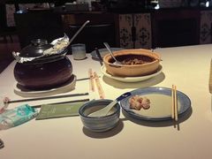 -八府香鸭·啫啫煲(华山路店)