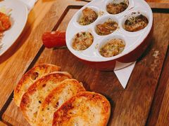 蜗牛配蒜香面包-EN SPACE恩空间