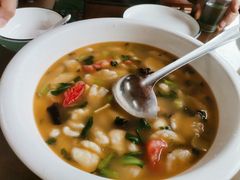 网红米筛爬-芦茨金富饭庄·25年老字号·专做稻草鸡