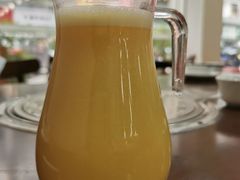 -胡须哥网红竹筒菜