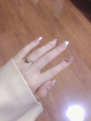 -由甲·美甲美睫工作室