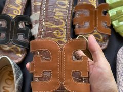 -广州周大福金融中心