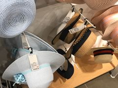 -名创优品(广西南宁江南区万达店)