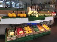 展台水果-王家渡火锅店(棕榈泉店)
