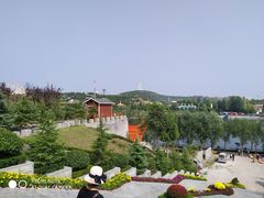 -五龙山野生动物王国