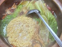 -威邵鸡煲(西华路总店)