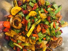 干锅肥肠-宜宾海鲜酒家·三十年老字号