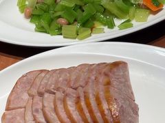 -六泰居·尔滨地标·东北菜(松北店)