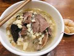 羊肉泡馍-刘信牛羊肉泡馍小炒(回民街店)