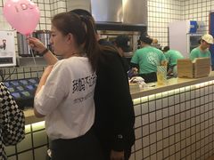 -南门金峰辣子鸡·玩串串(昌发展万科广场店)