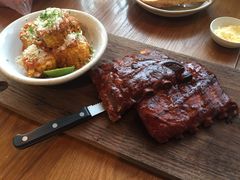 -ROAST coffee & eatery