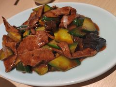 -吕氏疙瘩汤·新派鲁菜(欢乐汇店)