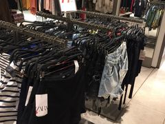 -ZARA(凯德乐峰广场店)