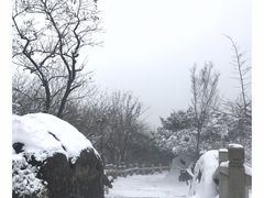 -灵岩山风景区