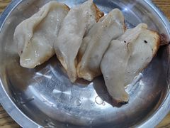 -黄阿姨锅贴大王(万航渡路店)