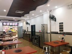 大堂-阿波潮汕牛肉火锅·汤粉面(拱北店)